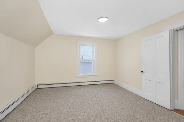 $464,900 | 32 Crystal Avenue, Derry, NH 03038