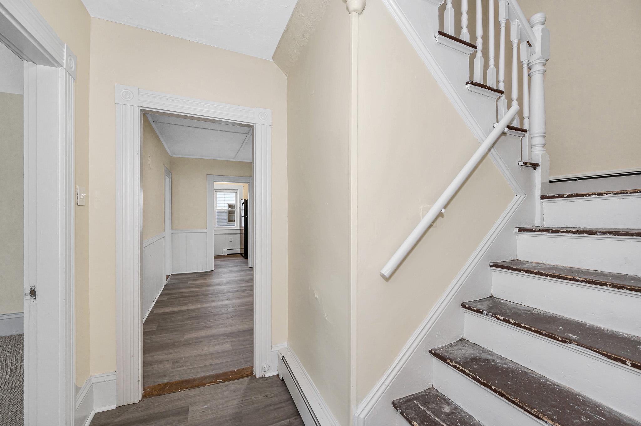 32 Crystal Avenue Derry, NH 03038 - Photo 3 of 31