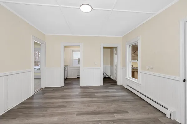 $449,900 | 32 Crystal Avenue, Derry, NH 03038