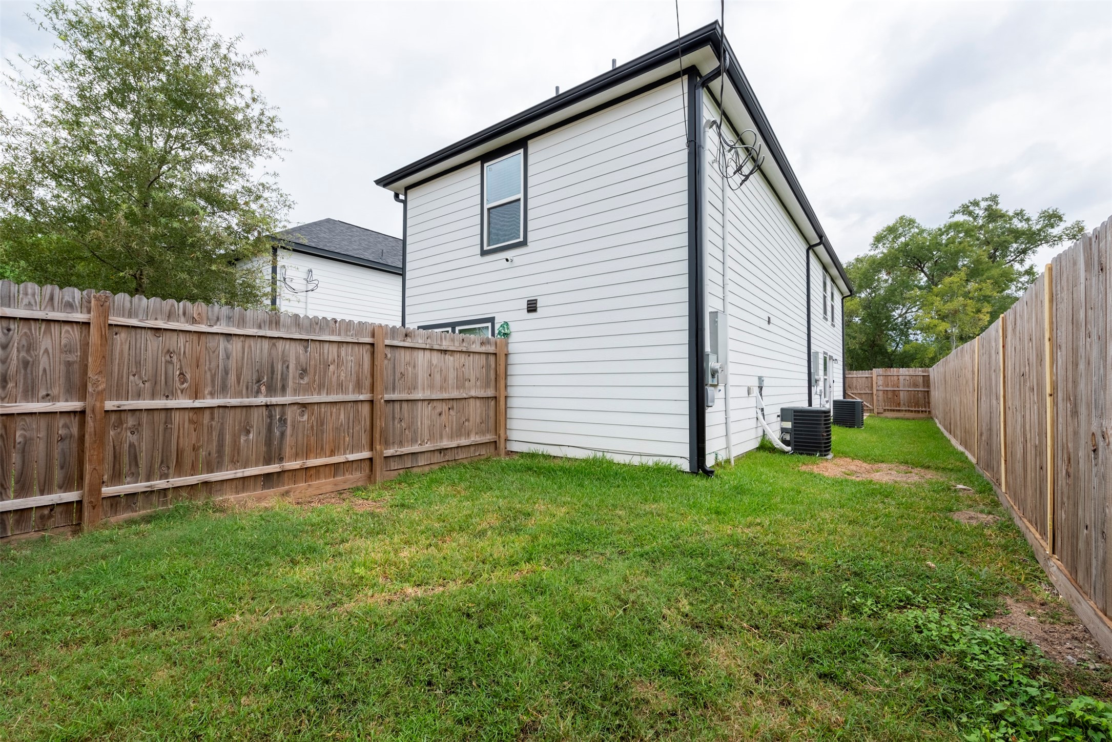8635 Sunderland Road Houston, TX 77028 - Photo 22 of 23
