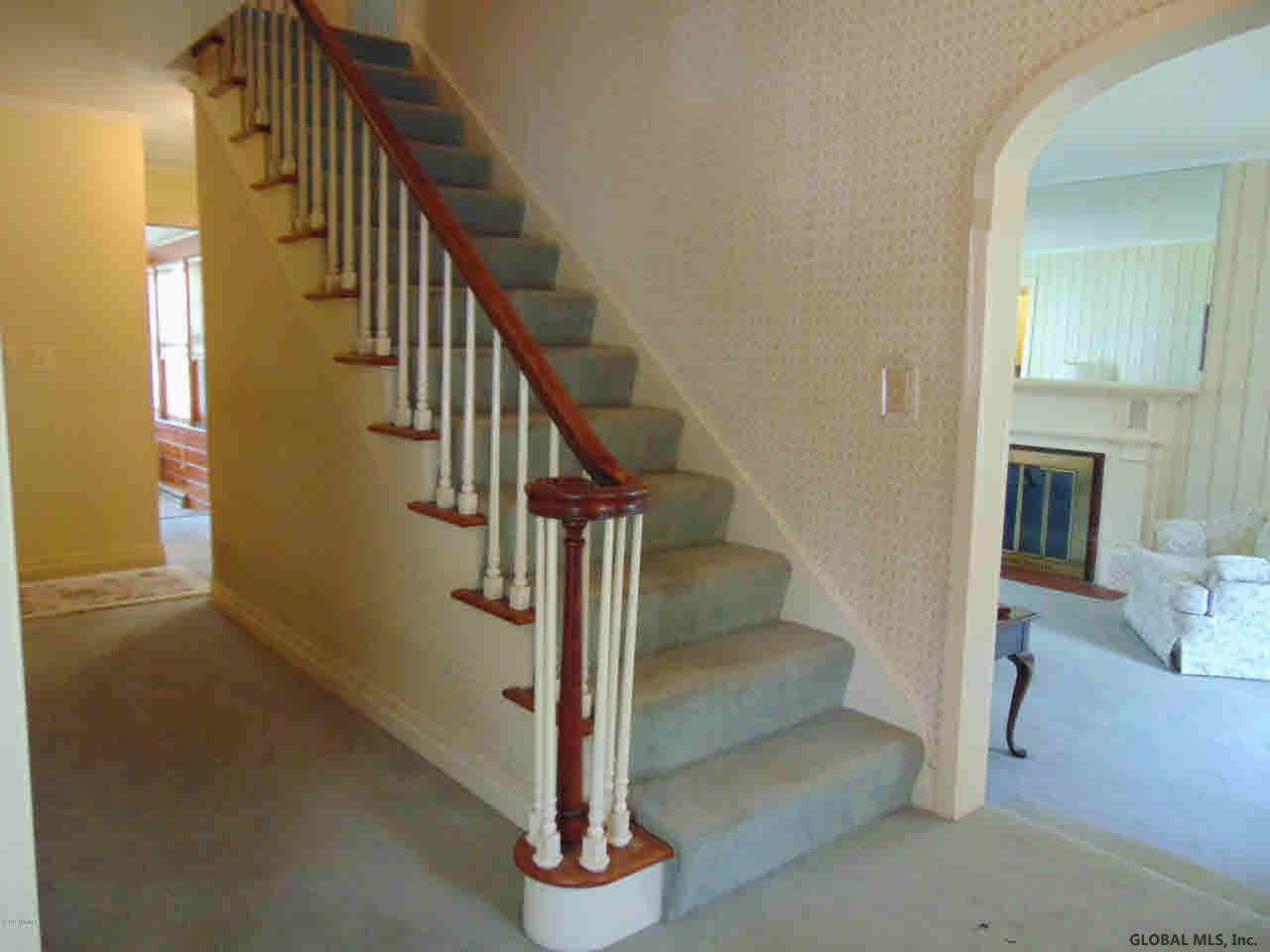 347 Ridge Road Queensbury, NY 12804 - Photo 4 of 40 Photo 4