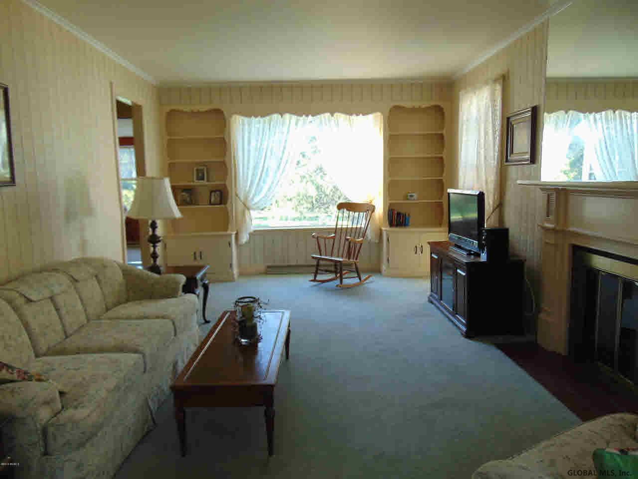 347 Ridge Road Queensbury, NY 12804 - Photo 6 of 40 Photo 6
