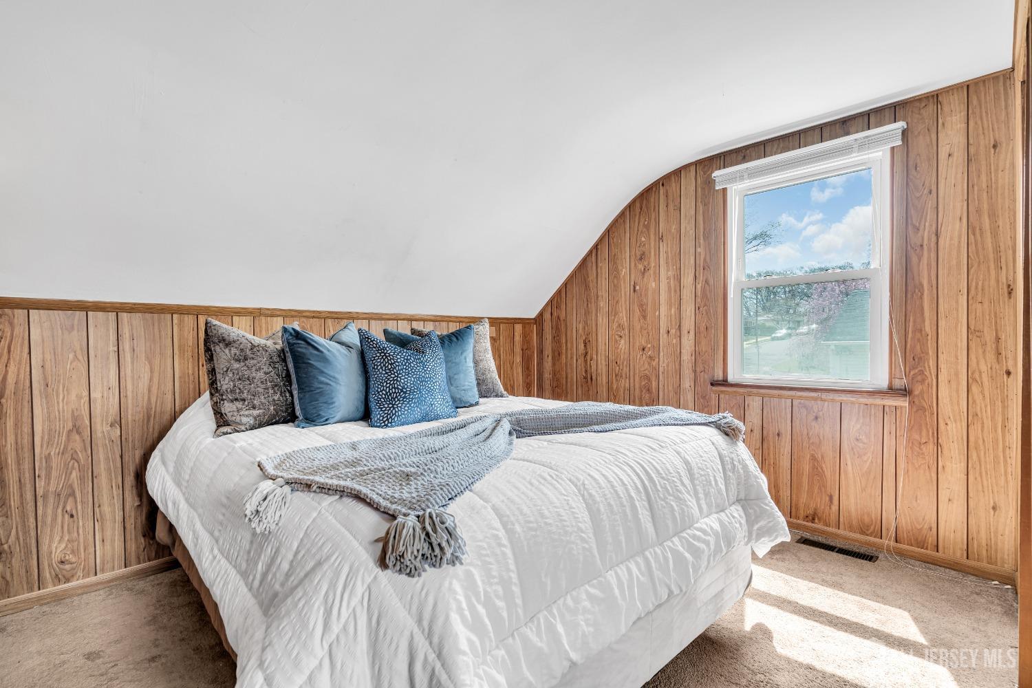 122 Orange Street Edison, NJ 08817 - Photo 24 of 33