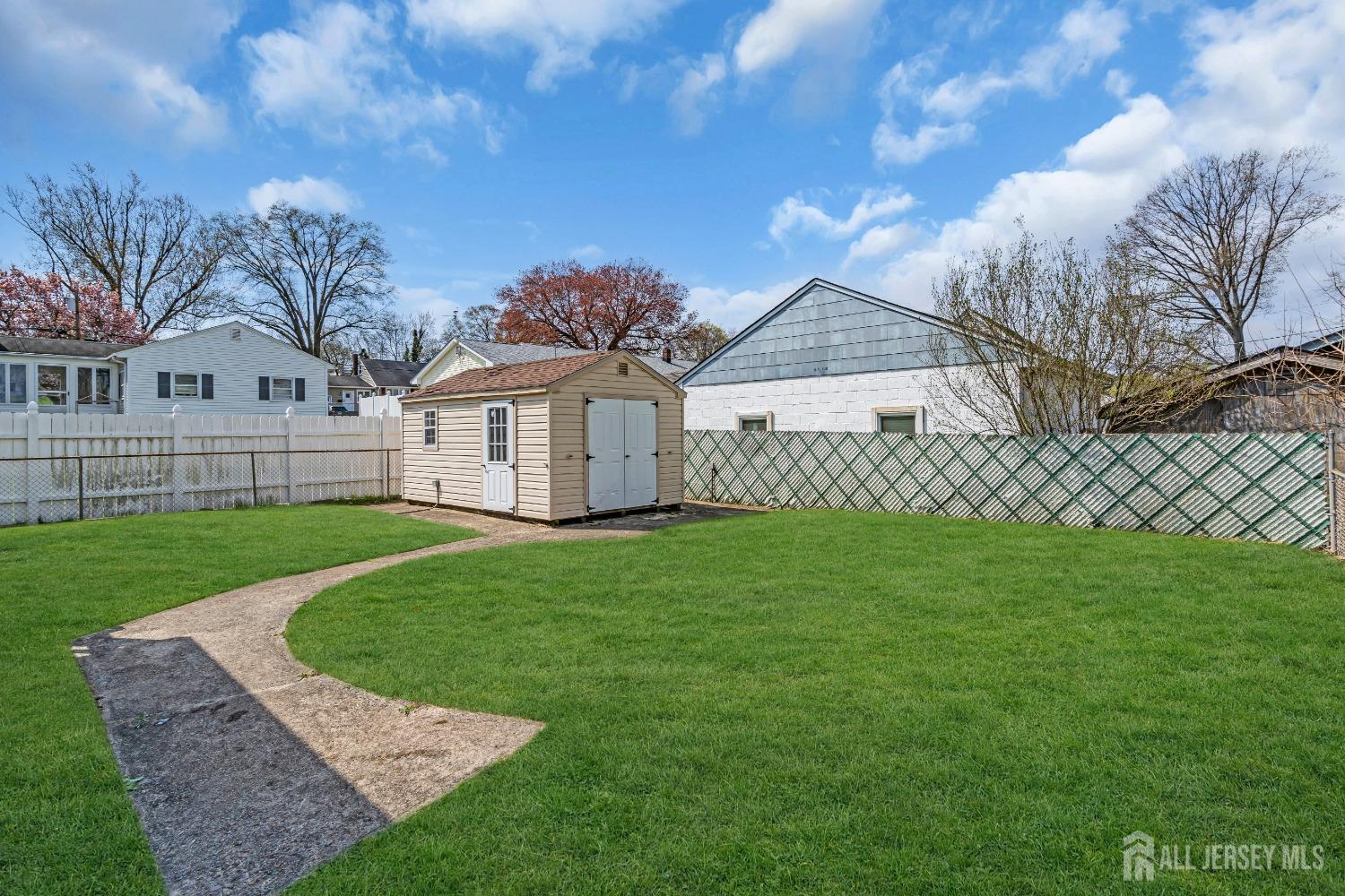 122 Orange Street Edison, NJ 08817 - Photo 27 of 33