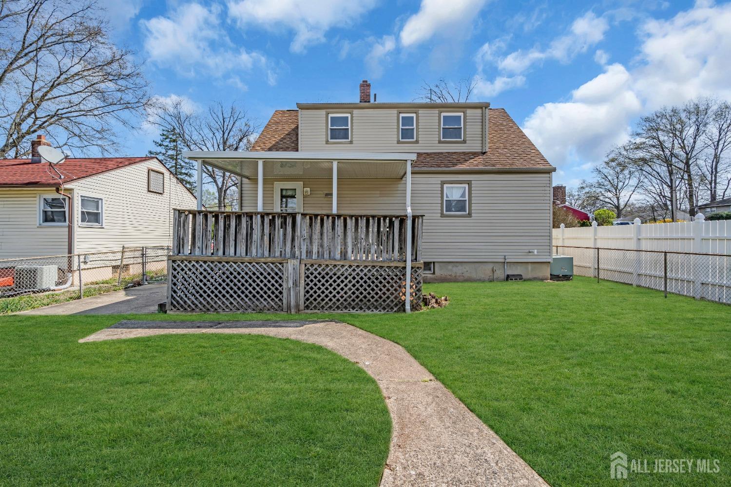 122 Orange Street Edison, NJ 08817 - Photo 29 of 33