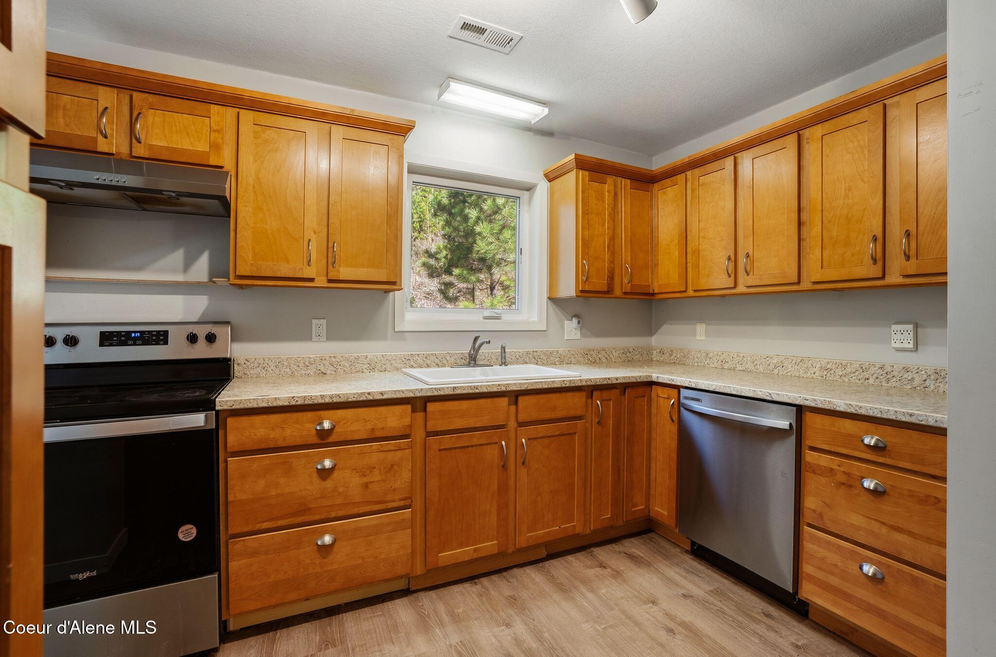 2899 Upper Pack River Road Sandpoint, ID 83864 - Photo 12 of 18 13_KFM06197
