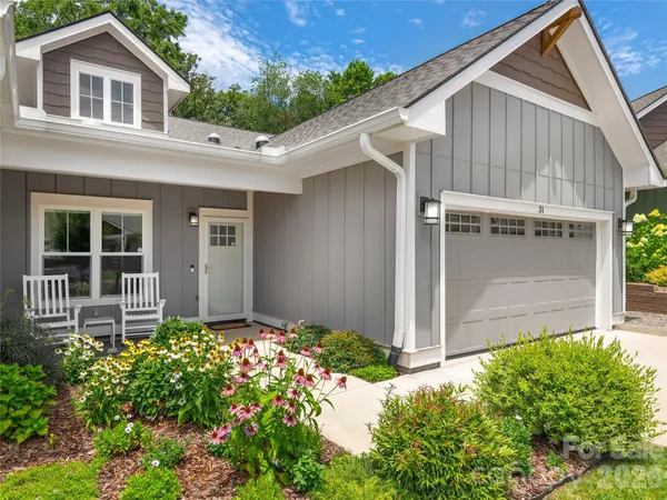 $600,000 | 31 Cozy Cottage Way, Arden, NC 28704