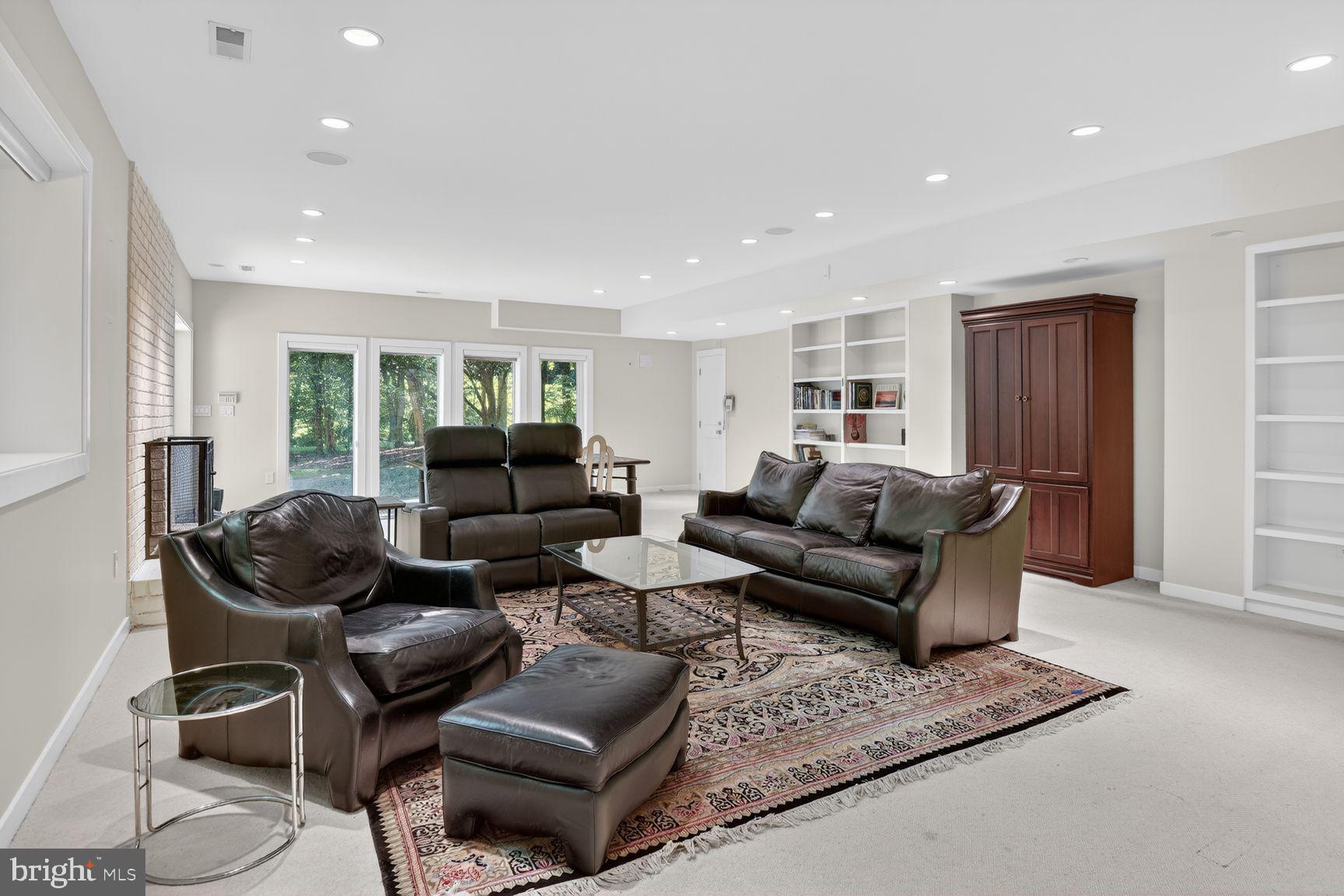 10801 Balantre Lane Potomac, MD 20854 - Photo 48 of 71