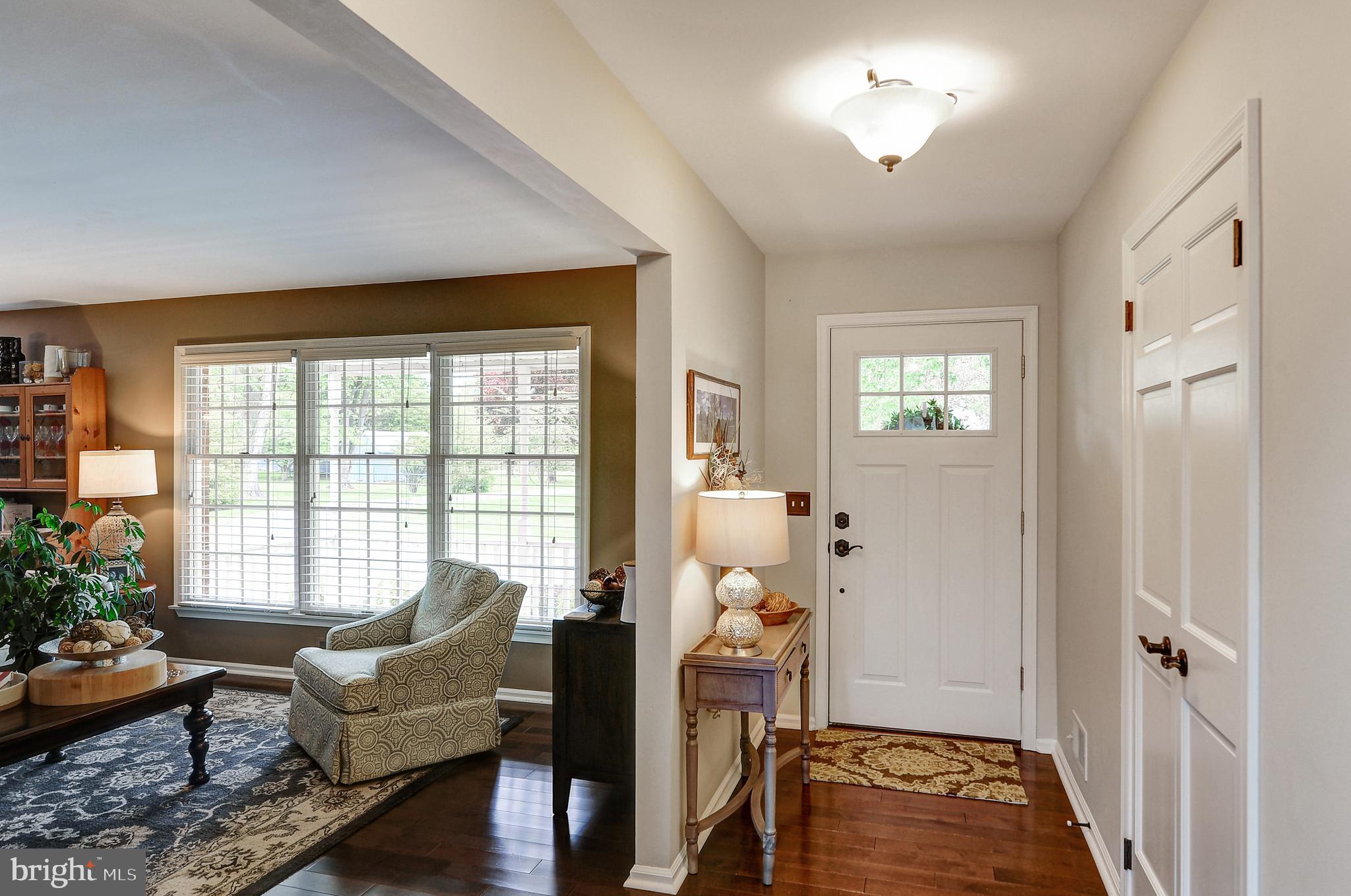 171 Penn Lyle Road Princeton Junction, NJ 08550 - Photo 7 of 32 Foyer