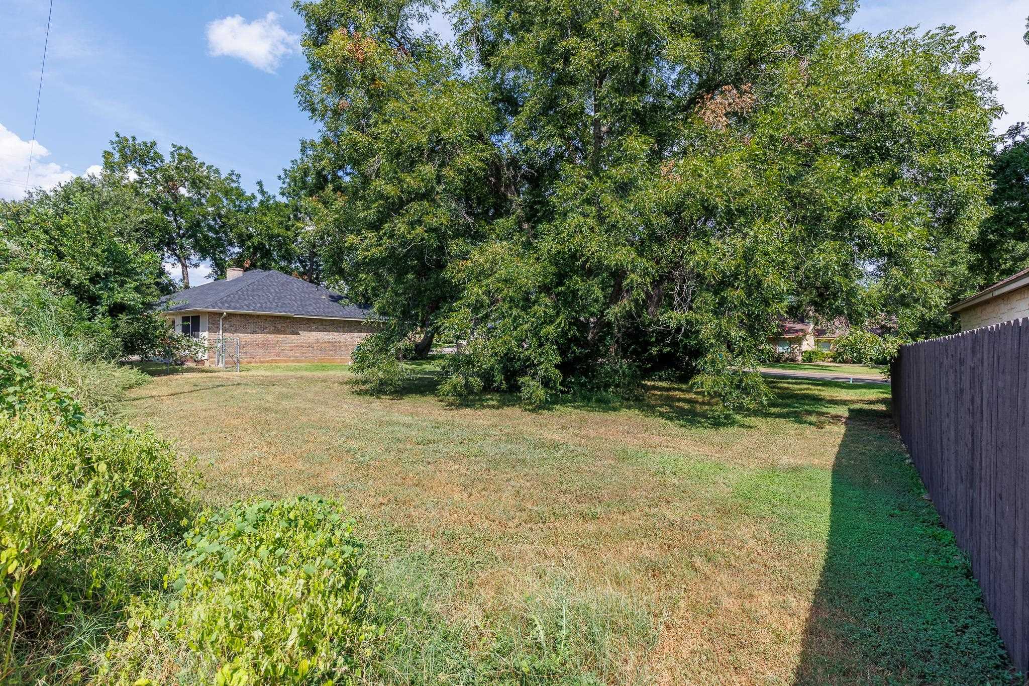 288 Turkey Run Marble Falls, TX 78654 - Photo 8 of 11