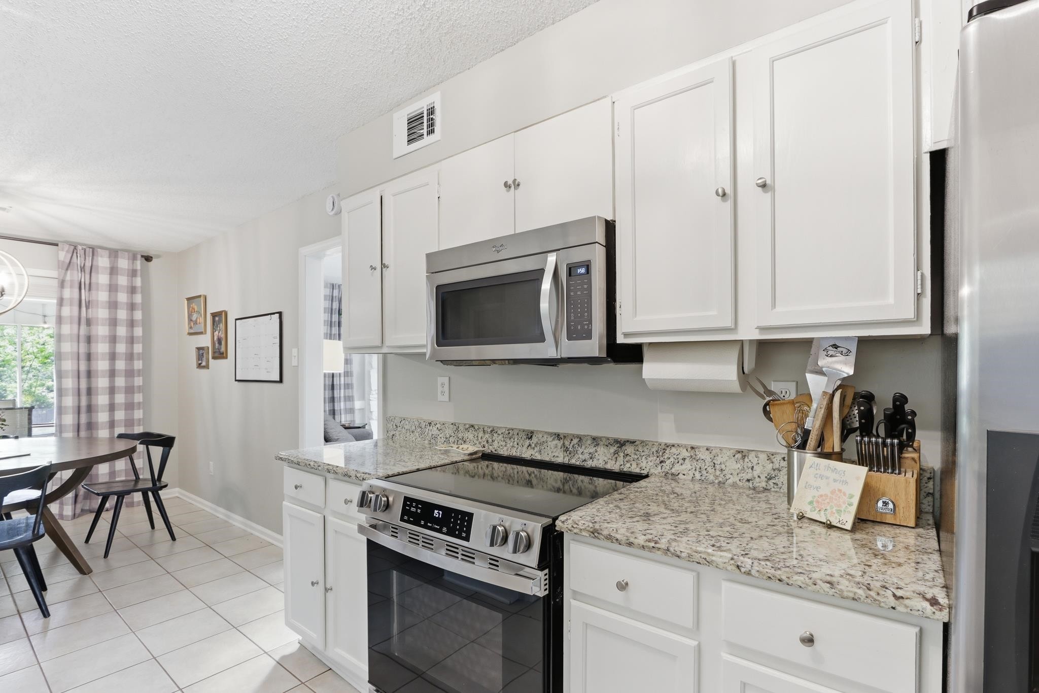 2371 Calkins Road Germantown, TN 38139 - Photo 10 of 37