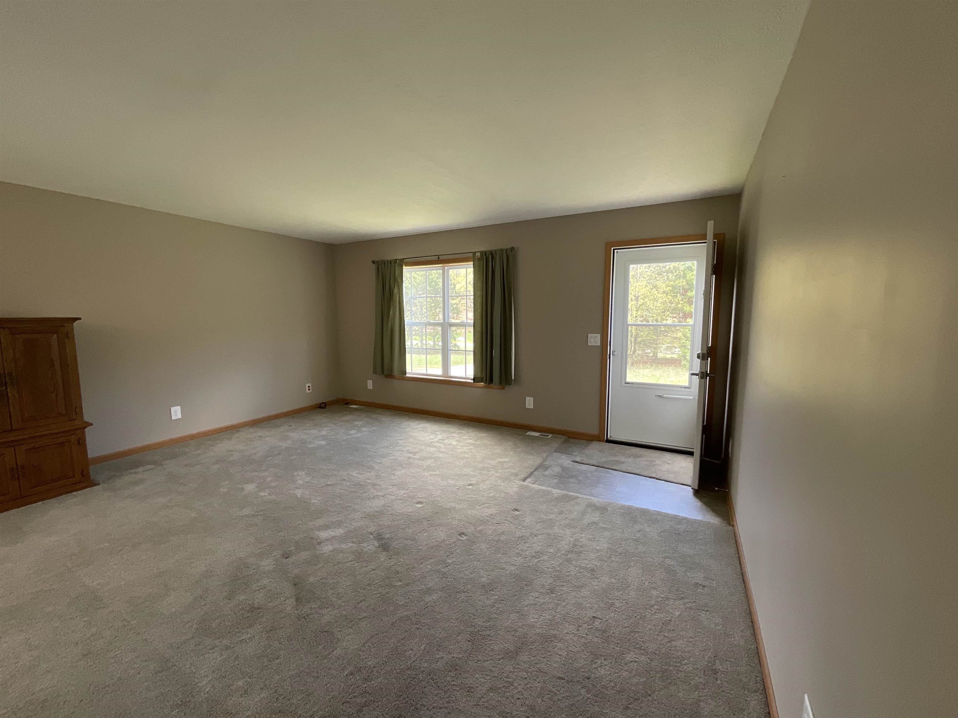 5533 East Lincoln Road Cedar, MI 49621 - Photo 5 of 17