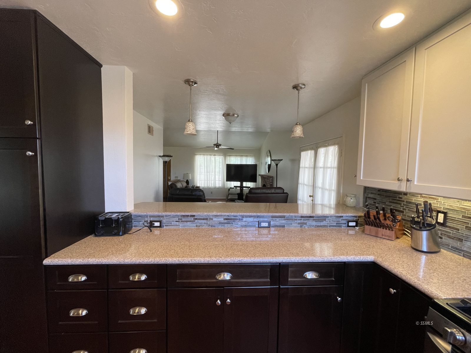 1228 Quail Way Ridgecrest, CA 93555 - Photo 10 of 23