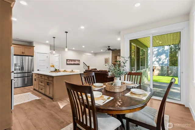 $749,995 | 7604 173rd St Court East, Puyallup, WA 98375