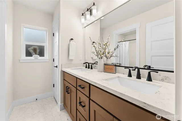 $749,995 | 7604 173rd St Court East, Puyallup, WA 98375