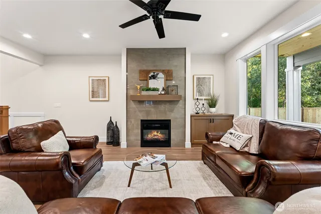 $749,995 | 7604 173rd St Court East, Puyallup, WA 98375