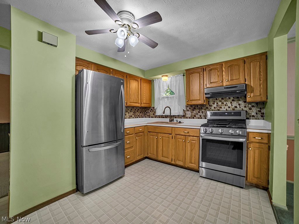 9710 Ridgeview Trail Mentor, OH 44060 - Photo 11 of 21 Gallery Image 11