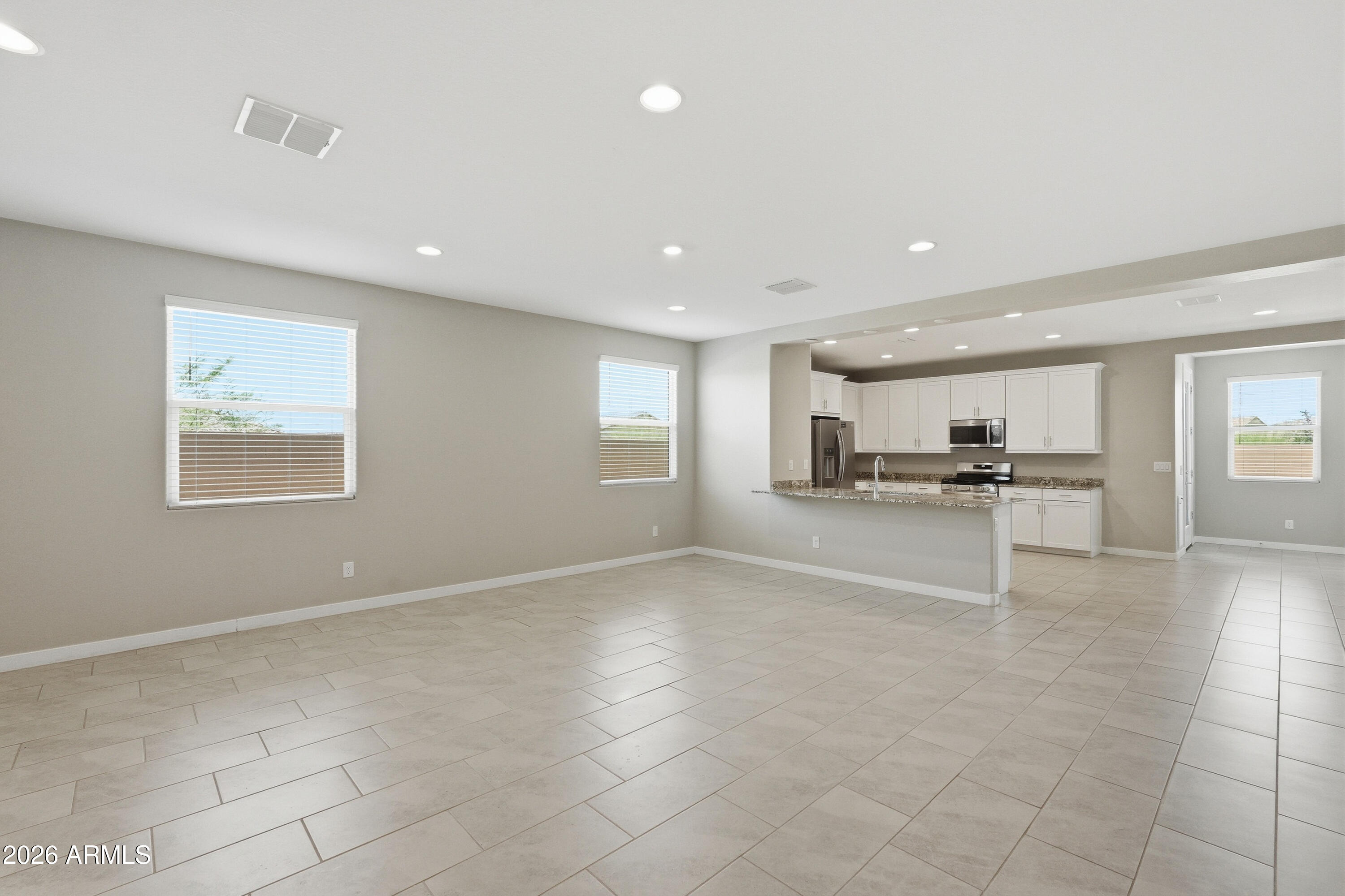 16692 West Alameda Road Surprise, AZ 85387 - Photo 5 of 34