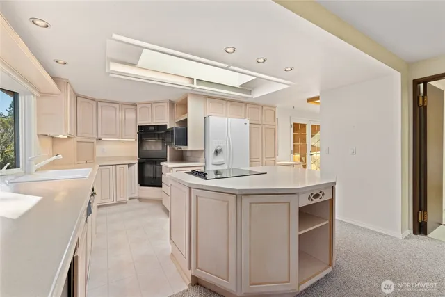 $2,199,000 | 1672 185th Court Northeast, Bellevue, WA 98008