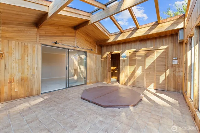 $2,199,000 | 1672 185th Court Northeast, Bellevue, WA 98008