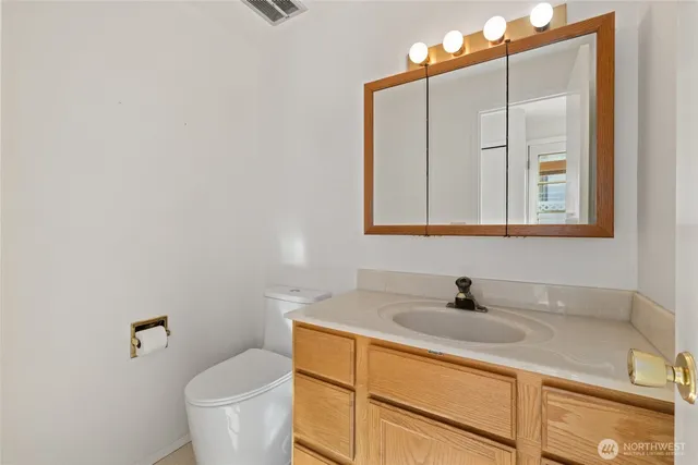 $2,199,000 | 1672 185th Court Northeast, Bellevue, WA 98008