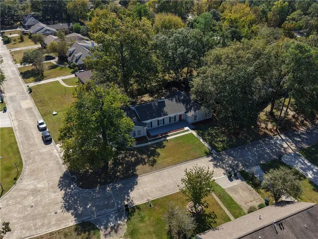 $480,000 | 519 Marilyn Drive, Mandeville, LA 70448