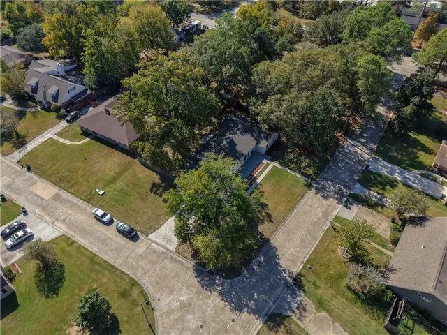 $480,000 | 519 Marilyn Drive, Mandeville, LA 70448