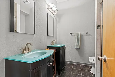 $230,000 | 1111 West 46th Street, Unit 44, Kansas City, MO 64112