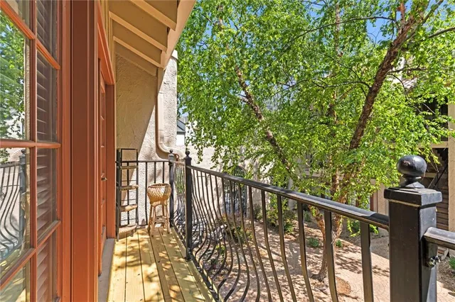 $230,000 | 1111 West 46th Street, Unit 44, Kansas City, MO 64112