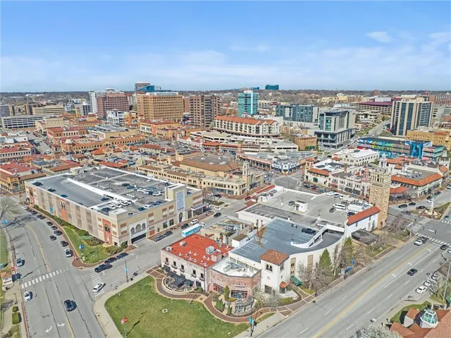 $230,000 | 1111 West 46th Street, Unit 44, Kansas City, MO 64112