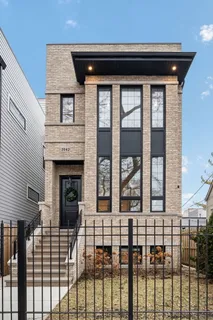 $1,695,000 | 2042 North Honore Street, Chicago, IL 60614