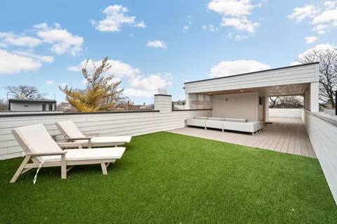 $1,695,000 | 2042 North Honore Street, Chicago, IL 60614