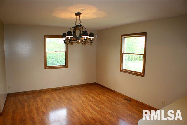 2831 Pritchards Road De Witt, IA 52742 - Photo 3 of 11 Gallery Image 3