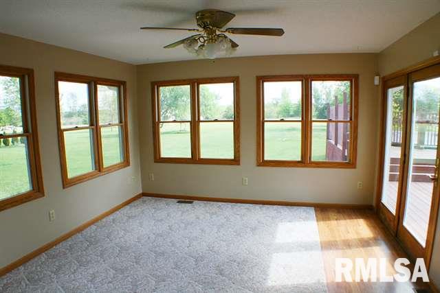 2831 Pritchards Road De Witt, IA 52742 - Photo 6 of 11 Gallery Image 6