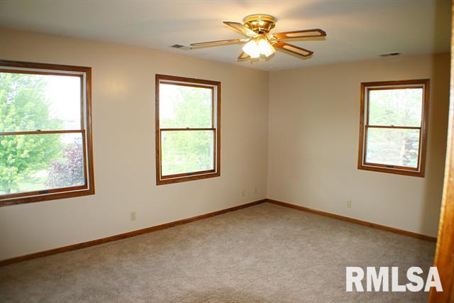 2831 Pritchards Road De Witt, IA 52742 - Photo 7 of 11 Gallery Image 7