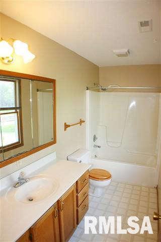 2831 Pritchards Road De Witt, IA 52742 - Photo 8 of 11 Gallery Image 8