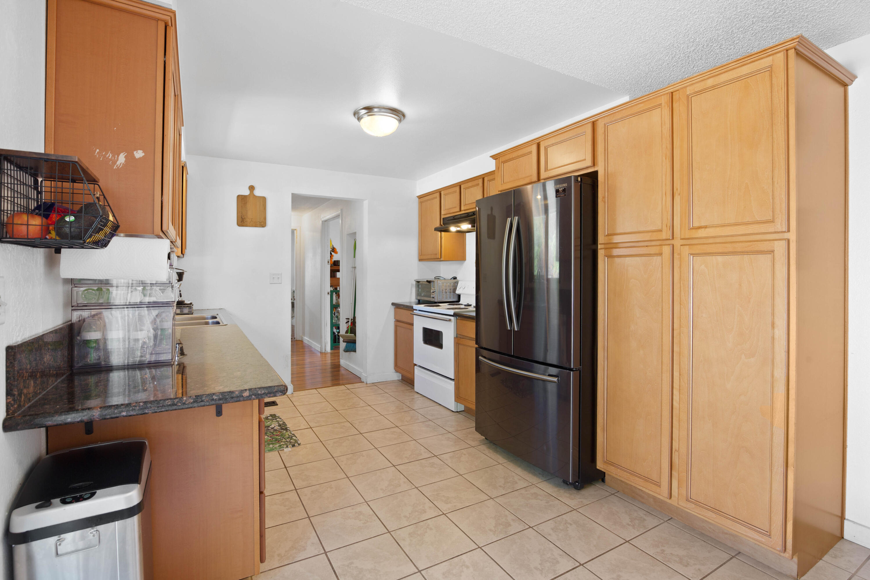 990 Janes Road Medford, OR 97501 - Photo 6 of 28 CU9A3762