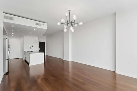 $625,000 | 900 20th Avenue South, Unit 1006, Nashville, TN 37212