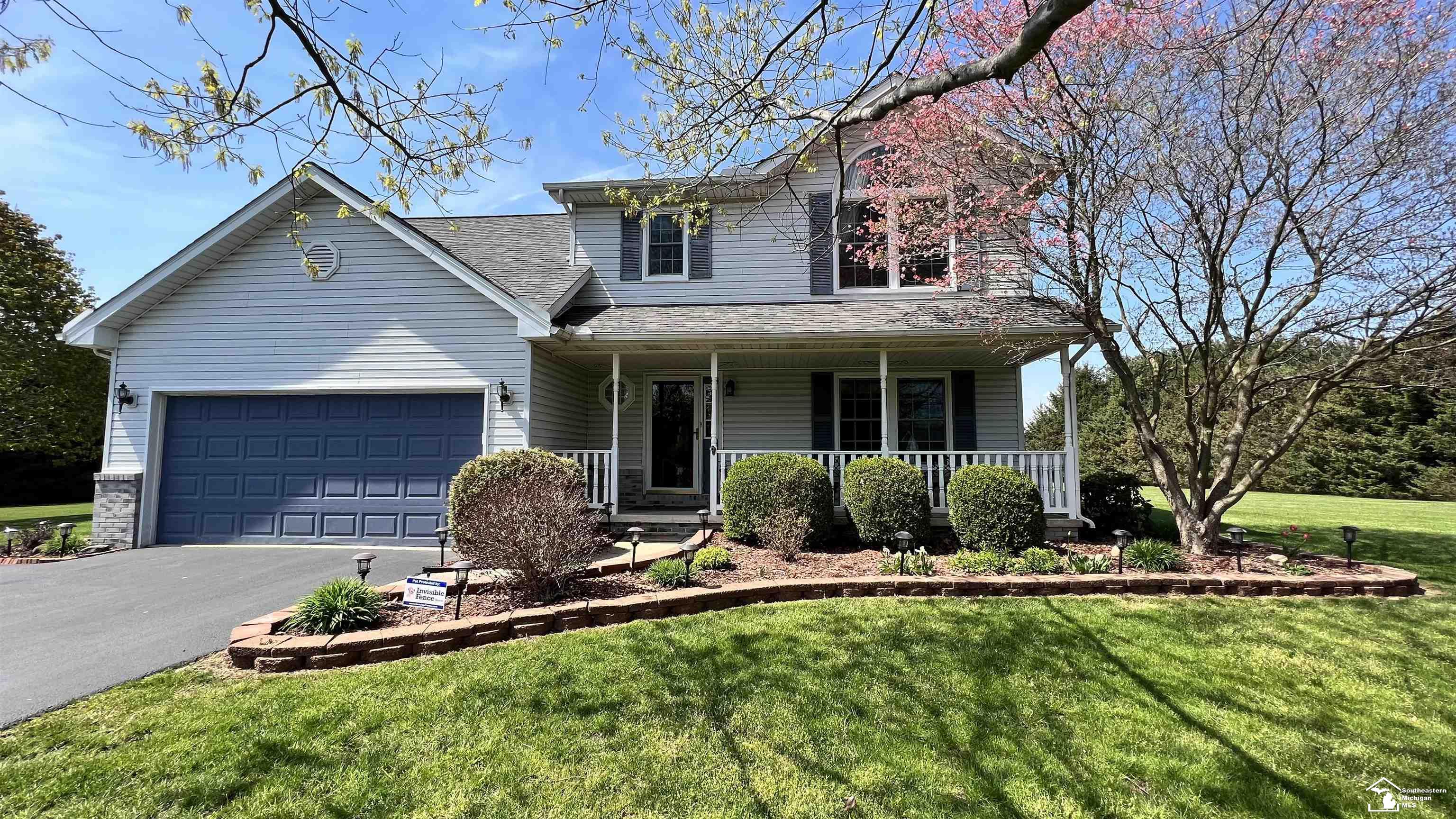 14604 Dixon Road Dundee, MI 48131 - Photo 1 of 39