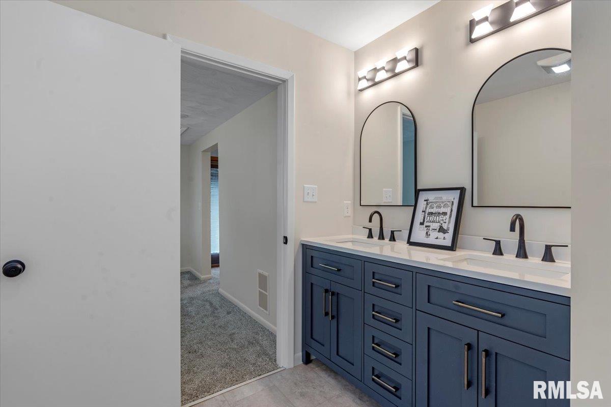 6 Somerset Road Springfield, IL 62711 - Photo 19 of 33