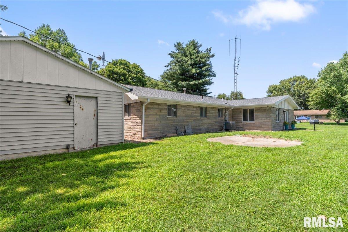 6 Somerset Road Springfield, IL 62711 - Photo 29 of 33