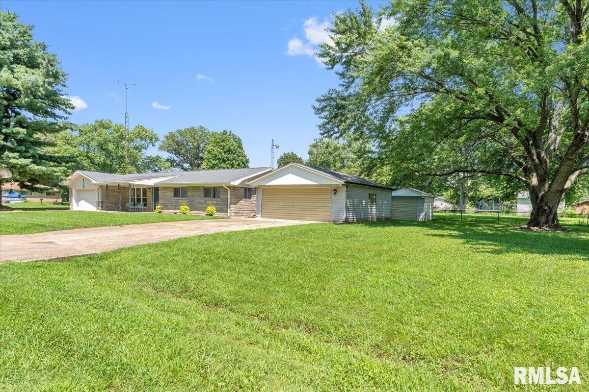6 Somerset Road Springfield, IL 62711 - Photo 3 of 33