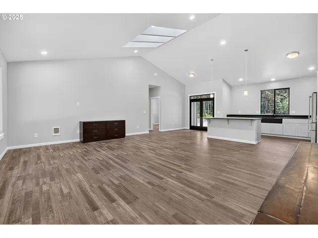 $975,000 | 88390 Bellevue Drive, Florence, OR 97439