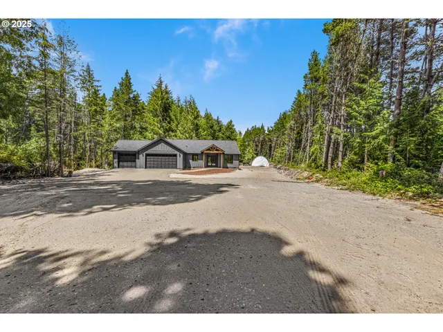 $975,000 | 88390 Bellevue Drive, Florence, OR 97439