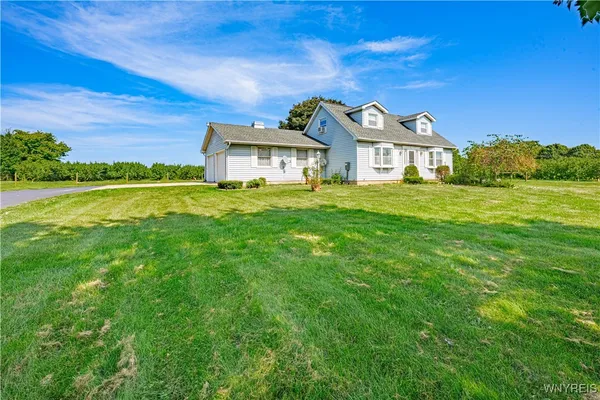 $255,000 | 7137 Lake Road, Newfane, NY 14008