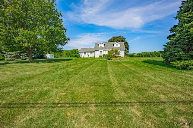 $269,900 | 7137 Lake Road, Newfane, NY 14008