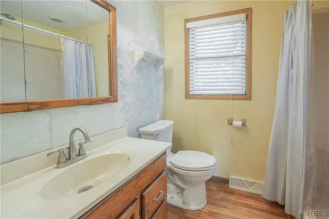 $269,900 | 7137 Lake Road, Newfane, NY 14008