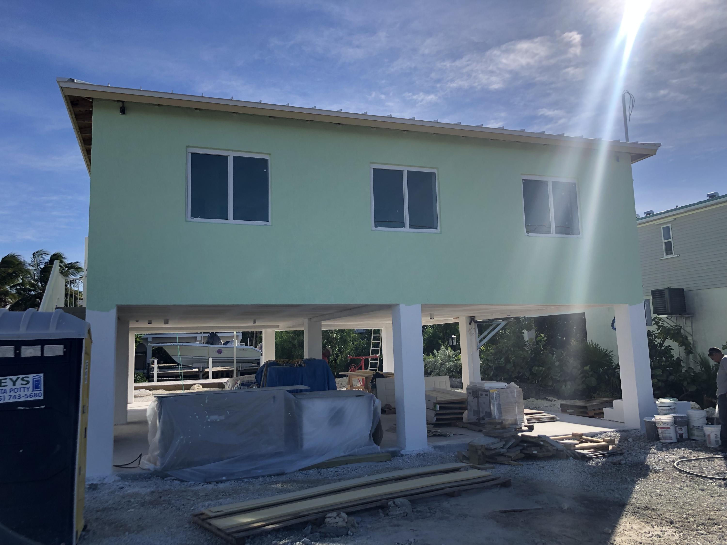 611 Pirates Road Summerland Key, FL 33042 - Photo 1 of 17 7335509B-ED6A-4704-ABBF-A3D8BE8369FF