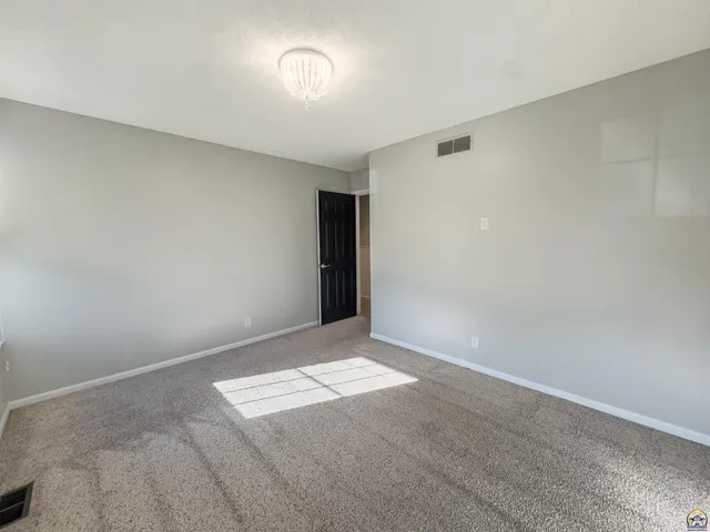 $339,000 | 5642 Southwest 33rd Terrace, Topeka, KS 66614