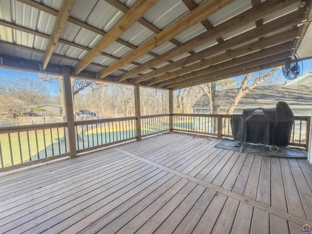 $339,000 | 5642 Southwest 33rd Terrace, Topeka, KS 66614